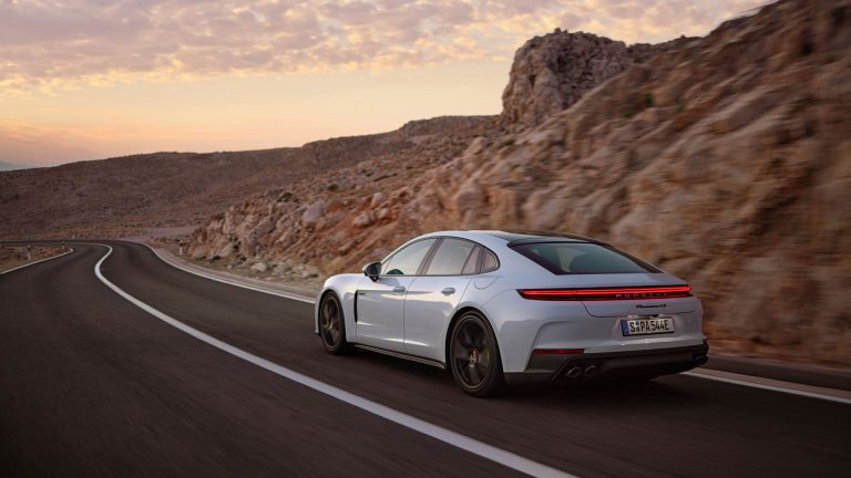 Porsche Panamera E-Hybrid 2024 – Fókuszban a hatékonyság